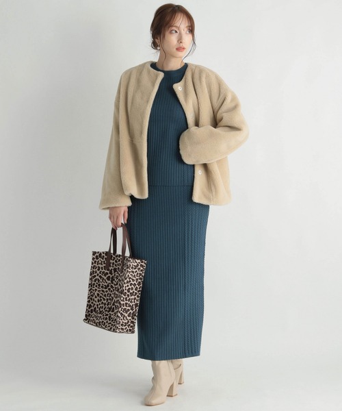 Andemiu(アンデミュウ)の「ボアブルゾン237357(ブルゾン・レディース・チャコールグレー/ベージュ・FREE)」の5枚目の写真