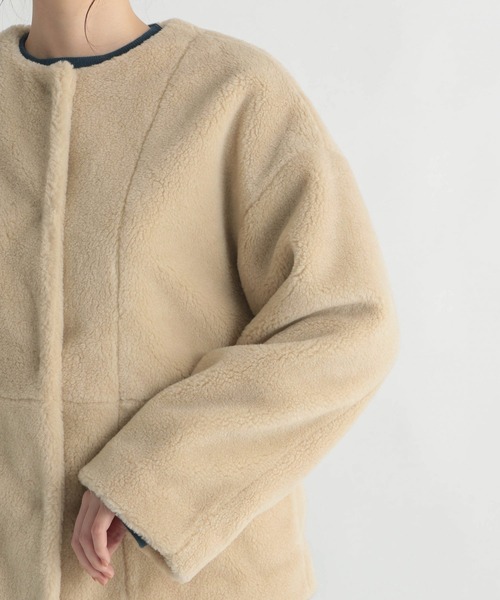 Andemiu(アンデミュウ)の「ボアブルゾン237357(ブルゾン・レディース・チャコールグレー/ベージュ・FREE)」の14枚目の写真