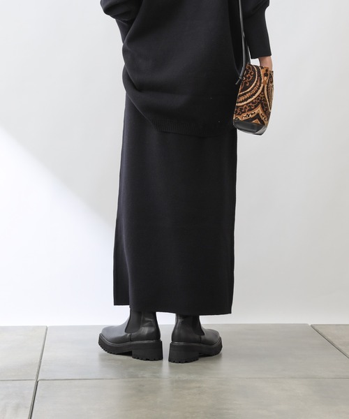 COLONY 2139(コロニートゥーワンスリーナイン)の「【WEB・一部店舗限定】【2点SET】リサイクルポリPBTニット(プルオーバー&スカートセット)(セットアップ・レディース・ブラック/ベージュ・MEDIUM/LARGE)」の20枚目の写真