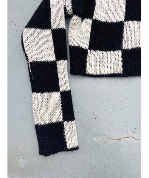 FIG&VIPER（フィグアンドバイパー）の「カラーブロッキングショートニットTOP（ニット/セーター・レディース・ブラック/ライトパープル・FREE）」の10枚目の写真