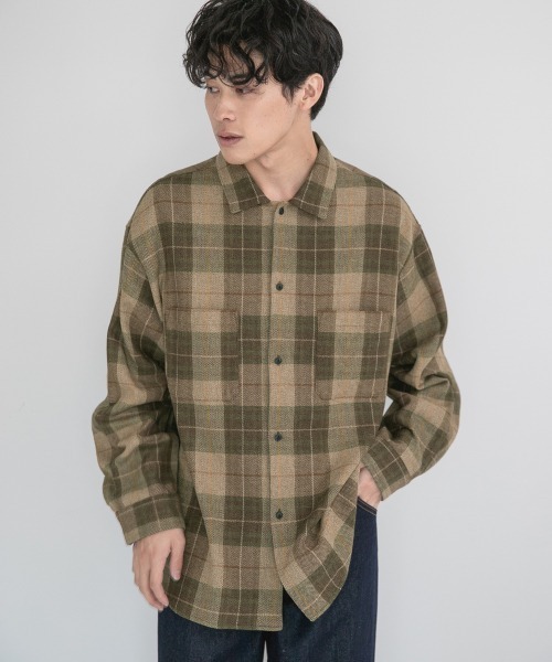 LOWRYS FARM（ローリーズファーム）の「ヘリンボーンチェックBIGシャツ　255160（シャツ/ブラウス・メンズ・ブラウン/ベージュ/カーキ・MEDIUM/LARGE）」の2枚目の写真