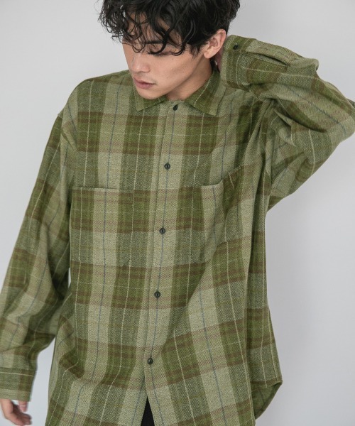 LOWRYS FARM（ローリーズファーム）の「ヘリンボーンチェックBIGシャツ　255160（シャツ/ブラウス・メンズ・ブラウン/ベージュ/カーキ・MEDIUM/LARGE）」の9枚目の写真