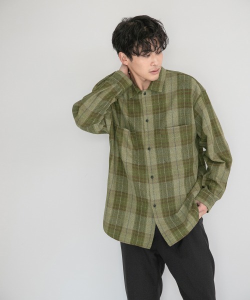 LOWRYS FARM（ローリーズファーム）の「ヘリンボーンチェックBIGシャツ　255160（シャツ/ブラウス・メンズ・ブラウン/ベージュ/カーキ・MEDIUM/LARGE）」の10枚目の写真