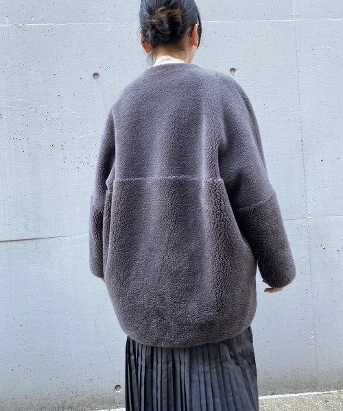 Risley(リズレー)の「Risley(リズレー)リバーシブルノーカラーフェイクムートンコート(ノーカラーコート・レディース・ブラック/グレー・FREE)」の16枚目の写真