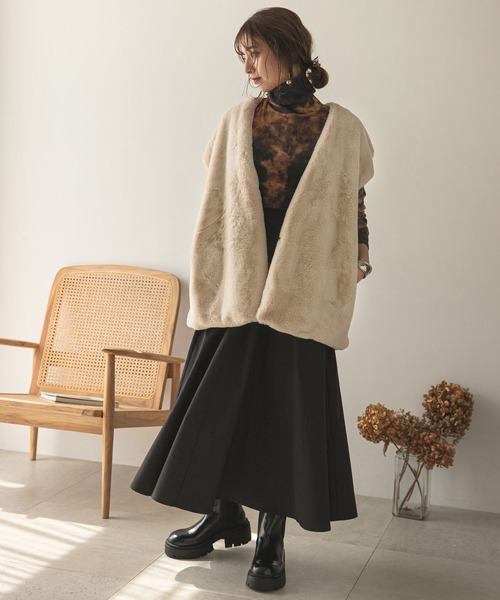 rectangle（レクタングル）の「ノーカラーファーベスト（その他アウター・レディース・アイボリー/ブラック・FREE）」の6枚目の写真