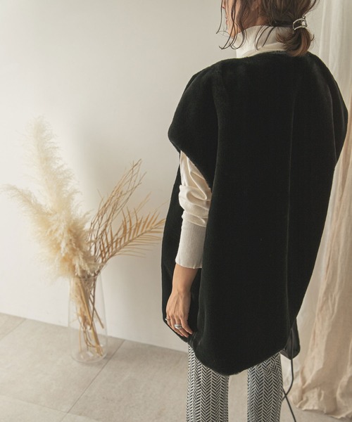 rectangle（レクタングル）の「ノーカラーファーベスト（その他アウター・レディース・アイボリー/ブラック・FREE）」の9枚目の写真