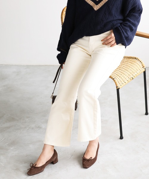 SLOBE IENA（スローブイエナ）の「LE DENIM フレアパンツ【洗濯機使用可能】◆（デニムパンツ・レディース・ブラック/グレー/ナチュラル・36/40/38）」の3枚目の写真