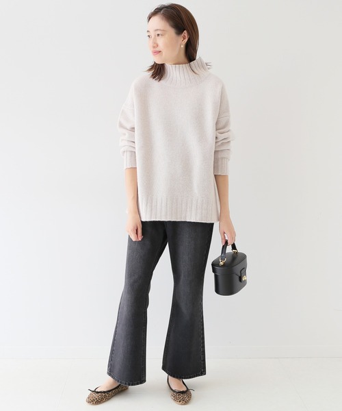 SLOBE IENA（スローブイエナ）の「LE DENIM フレアパンツ【洗濯機使用可能】◆（デニムパンツ・レディース・ブラック/グレー/ナチュラル・36/40/38）」の21枚目の写真