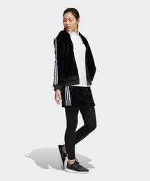 adidas（アディダス）の「スリーストライプス ボアフリース3点