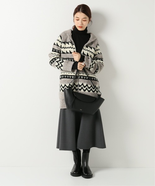 IENA(イエナ)の「【MIJEONG PARK/ミジョン・パーク】ROLL NECK JERSEYカットソー(Tシャツ/カットソー・レディース・チャコールグレー/ブラック/グレー/ライトグリーン/アイボリー/ラベンダー・FREE)」の12枚目の写真