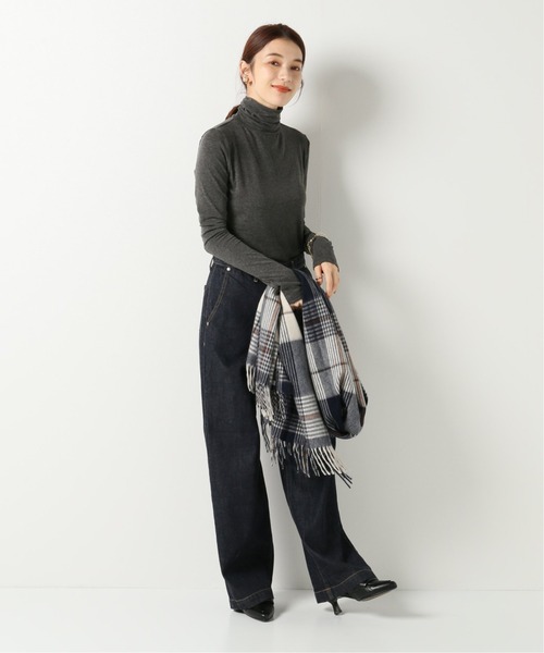 IENA(イエナ)の「【MIJEONG PARK/ミジョン・パーク】ROLL NECK JERSEYカットソー(Tシャツ/カットソー・レディース・チャコールグレー/ブラック/グレー/ライトグリーン/アイボリー/ラベンダー・FREE)」の21枚目の写真