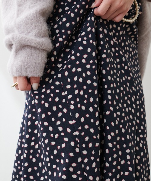 COLLAGE GALLARDAGALANTE（コラージュガリャルダガランテ）の「いつだって可憐なドットレオパードマーメイドスカート（スカート・レディース・ネイビー/モカ・FREE）」の21枚目の写真