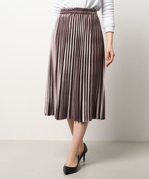 Q（キュー）の「ベロアスカート（スカート・レディース・カーキ/ラベンダー/ベージュ・MEDIUM）」の13枚目の写真