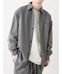 COLONY 2139（コロニートゥーワンスリーナイン）の「ストライプ柄レギュラーカラー長袖シャツ【セットアップ対応】（シャツ/ブラウス）」