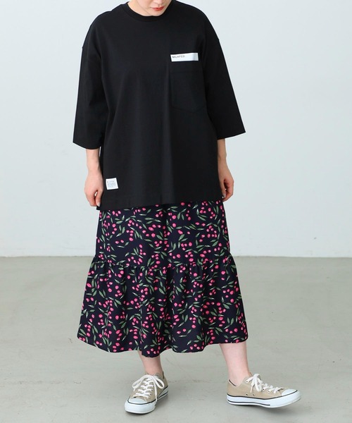 MILKFED.（ミルクフェド）の「BACK TAPE LOGO POCKET S/S TEE（Tシャツ/カットソー・レディース・ベージュ/ホワイト/ライトパープル/ブラック・ONE SIZE）」の6枚目の写真