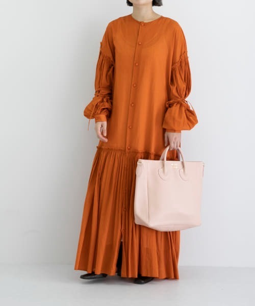 iI（アイ）の「iI　gather onepiece（ワンピース・レディース・ブラック/オフホワイト/オレンジ・ONE）」の4枚目の写真