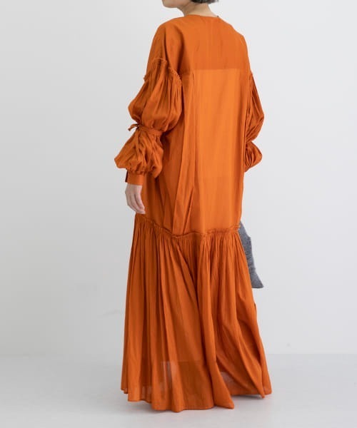 iI（アイ）の「iI　gather onepiece（ワンピース・レディース・ブラック/オフホワイト/オレンジ・ONE）」の17枚目の写真