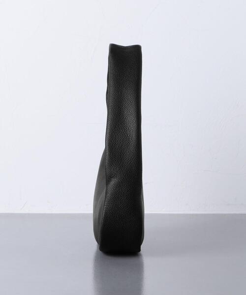 OROTON（オロトン）の「＜OROTON（オロトン）＞AALTO ショルダーバッグ ■■■（ショルダーバッグ・レディース・ブラック/ホワイト・FREE）」の4枚目の写真