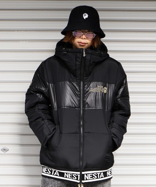 NESTA BRAND(ネスタブランド)の「撥水リブロゴフェイクダウンJKT(ダウンジャケット/コート・メンズ・ベージュ/ブラック・L/XL/XXL/M)」の3枚目の写真