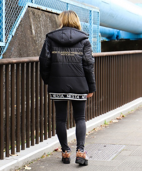 NESTA BRAND(ネスタブランド)の「撥水リブロゴフェイクダウンJKT(ダウンジャケット/コート・メンズ・ベージュ/ブラック・L/XL/XXL/M)」の7枚目の写真