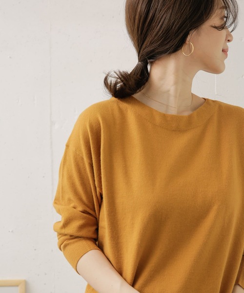 URBAN RESEARCH DOORS(アーバンリサーチドアーズ)の「ハイゲージコンパクトニット(ニット/セーター・レディース・ブラック/グリーン/マスタード/グレー系その他・ONE)」の5枚目の写真