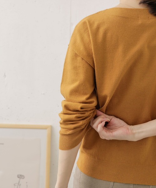 URBAN RESEARCH DOORS(アーバンリサーチドアーズ)の「ハイゲージコンパクトニット(ニット/セーター・レディース・ブラック/グリーン/マスタード/グレー系その他・ONE)」の6枚目の写真