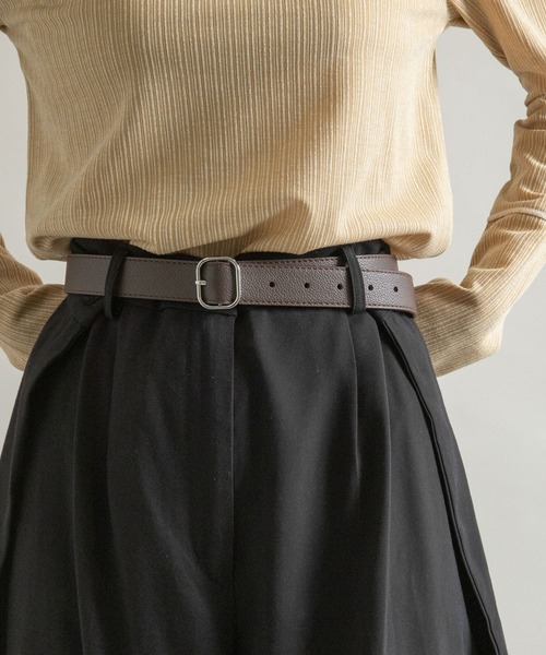 SMELLY（スメリー）の「スクエアバックルベルト（ベルト・レディース・ブラック/ブラウン/カーキ・-）」の2枚目の写真