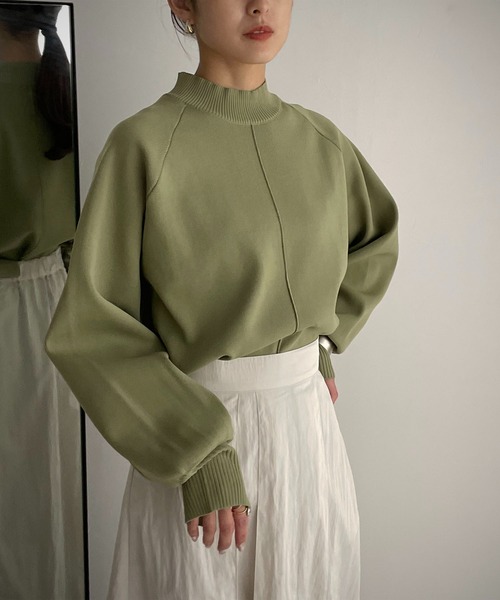 &g'aime（アンジェム）の「【＆g'aime】ボリュームスリーブニット（ニット/セーター・レディース・ベージュ/ライトグリーン/チャコール/ライトグレー・FREE）」の4枚目の写真