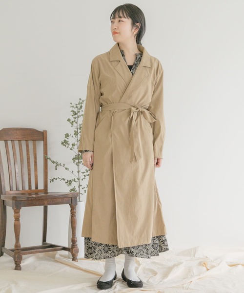 ITEMS URBANRESEARCH（アイテムズ アーバンリサーチ）の「キナガシトレンチコート（トレンチコート・レディース・グレー系その他/ネイビー/ベージュ・FREE）」の16枚目の写真