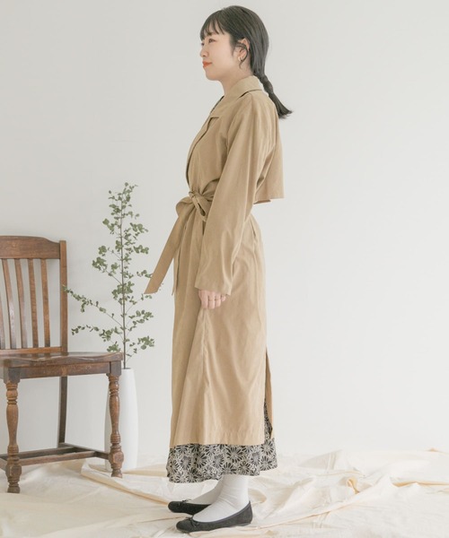 ITEMS URBANRESEARCH（アイテムズ アーバンリサーチ）の「キナガシトレンチコート（トレンチコート・レディース・グレー系その他/ネイビー/ベージュ・FREE）」の17枚目の写真