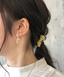m.soeur（エムスール）の「真鍮のミモザ揺れイヤリング＊（イヤリング・レディース）」