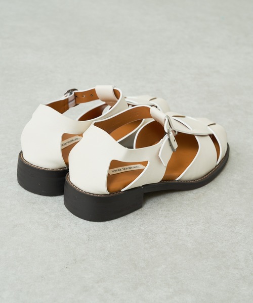 Lui's(ルイス)の「グルカサンダル(サンダル・レディース・ホワイト/ブラック・23/24)」の4枚目の写真