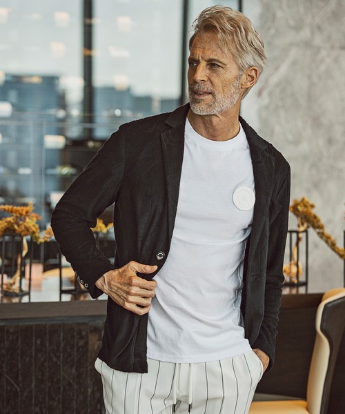 新品1PIU1UGUALE3 RELAX ウノピ パイルロゴジャケット 紺 L 1PIU1UGUALE3 RELAX(ウノピゥウノウグァーレトレ)パイルロゴジャケット