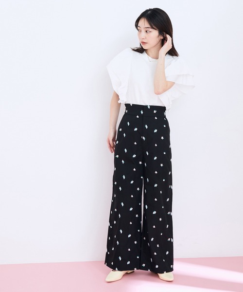 小花刺繍ワイドパンツ