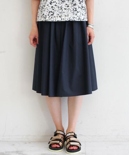 BEAUTY&YOUTH UNITED ARROWS（ビューティーアンドユースユナイテッドアローズ）の「BYSF タイプライターギャザースカート◆（スカート・レディース・オフホワイト/ライトピンク/ダークグリーン/ネイビー/コバルトブルー/ホワイト・フリー）」の4枚目の写真