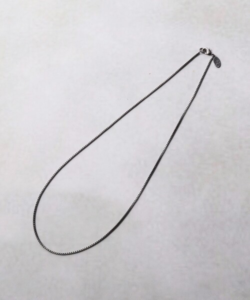 tk.TAKEO KIKUCHI(ティーケータケオキクチ)の「◆シングルチェーンネックレス(ネックレス・メンズ・ブラック/シルバー/ゴールド・00)」の2枚目の写真