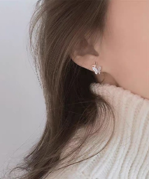 Ritomo De Ricco（リトモ・デ・リコ）の「シルバー925ポスト　バタフライピアスセット（ピアス（両耳用）・レディース・A/B・FREE）」の4枚目の写真