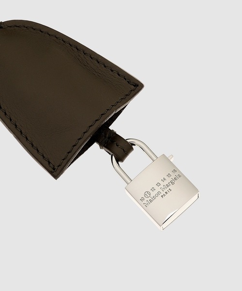Maison Margiela(メゾンマルジェラ)の「SHOULDER BAG(ショルダーバッグ・レディース・グレー系/ブラック・FREE)」の7枚目の写真