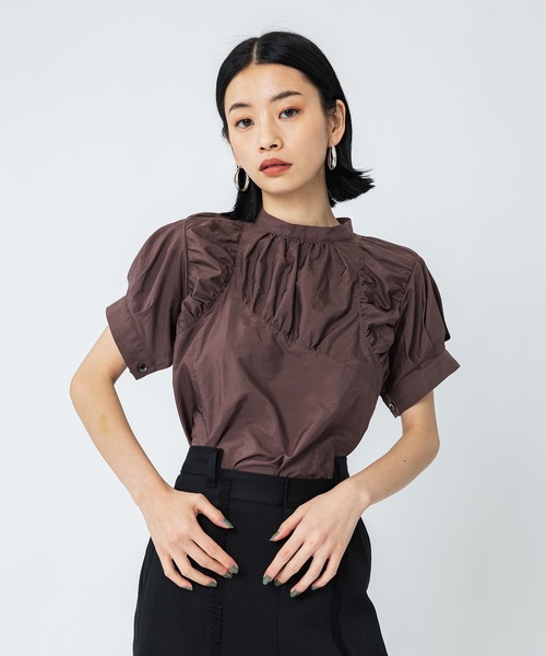 UNITED TOKYO(ユナイテッドトウキョウ)の「サークルカットシャーリングブラウス(シャツ/ブラウス・レディース・ブラック/ブラウン/グリーン・FREE)」の19枚目の写真