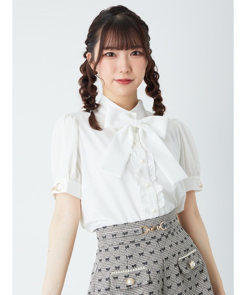 Ank Rouge(アンクルージュ)の「カフスビットリボンBL(シャツ/ブラウス・レディース・ブラック/オフホワイト/ピンク・M)」の1枚目の写真