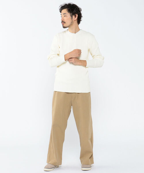 Healthknit(ヘルスニット)の「Healthknit / Heavy waffle Henley Neck T-shirt(ニット/セーター・メンズ・オフホワイト/ブラック系その他4・SMALL/MEDIUM/LARGE/X-LARGE)」の3枚目の写真