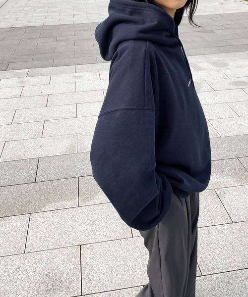 Chillfar（チルファー）の「CHILLFARロゴパーカー（パーカー・レディース・オートミール/ネイビー/杢グレー/ブラック/ダークグリーン/ブラウン/ホワイト/ブルー/ピンク・FREE）」の13枚目の写真