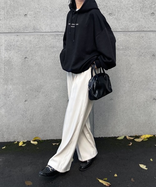 Chillfar（チルファー）の「CHILLFARロゴパーカー（パーカー・レディース・オートミール/ネイビー/杢グレー/ブラック/ダークグリーン/ブラウン/ホワイト/ブルー/ピンク・FREE）」の18枚目の写真