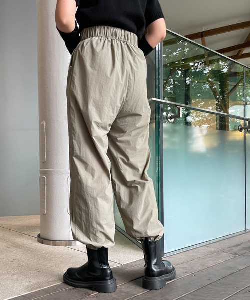 WEGO(ウィゴー)の「WEGO/ドローコードナイロンパンツ(カーゴパンツ・レディース・ブラック/カーキ/ピンク・FREE)」の6枚目の写真