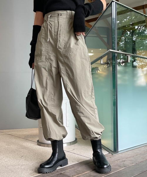 WEGO(ウィゴー)の「WEGO/ドローコードナイロンパンツ(カーゴパンツ・レディース・ブラック/カーキ/ピンク・FREE)」の18枚目の写真