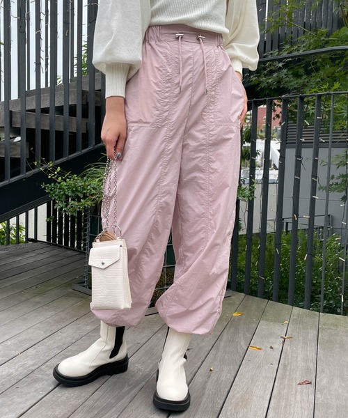 WEGO(ウィゴー)の「WEGO/ドローコードナイロンパンツ(カーゴパンツ・レディース・ブラック/カーキ/ピンク・FREE)」の5枚目の写真