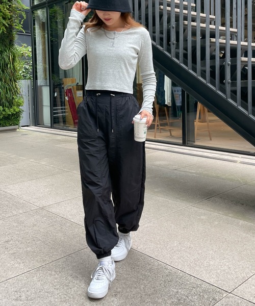 WEGO(ウィゴー)の「WEGO/ドローコードナイロンパンツ(カーゴパンツ・レディース・ブラック/カーキ/ピンク・FREE)」の12枚目の写真