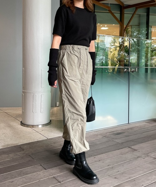 WEGO(ウィゴー)の「WEGO/ドローコードナイロンパンツ(カーゴパンツ・レディース・ブラック/カーキ/ピンク・FREE)」の21枚目の写真