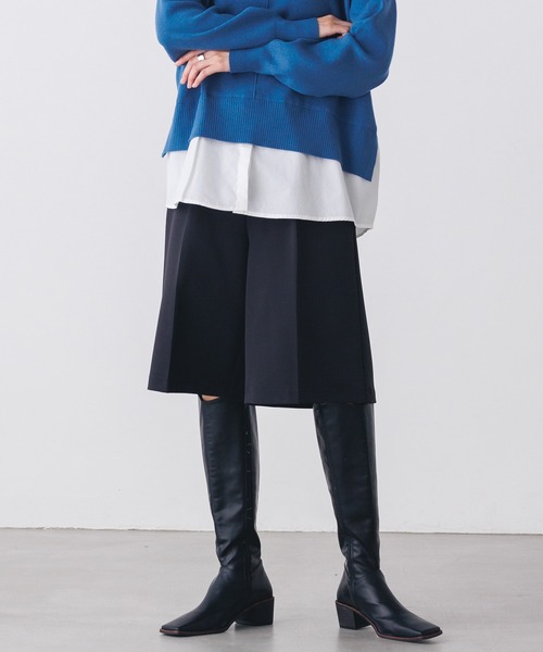 hunch（ハンチ）の「【ストレッチ】ひざ下丈バミューダパンツ（その他パンツ・レディース・グレイッシュベージュ/ブルー/ブラック・FREE）」の2枚目の写真