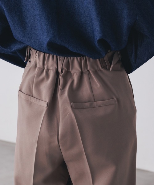 hunch（ハンチ）の「【ストレッチ】ひざ下丈バミューダパンツ（その他パンツ・レディース・グレイッシュベージュ/ブルー/ブラック・FREE）」の7枚目の写真